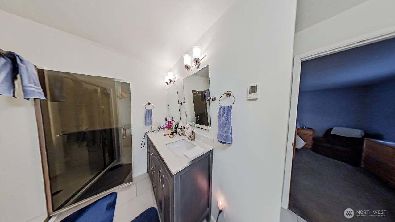 283 Division Avenue Property Photo 8