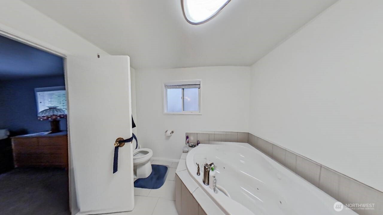 283 Division Avenue Property Photo 10