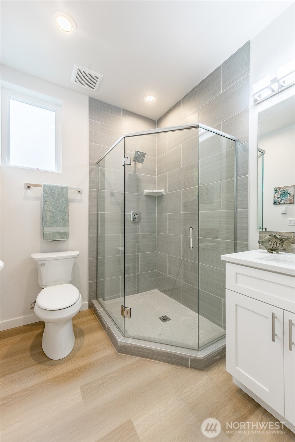 1015 Sturgus Avenue A Property Photo 13