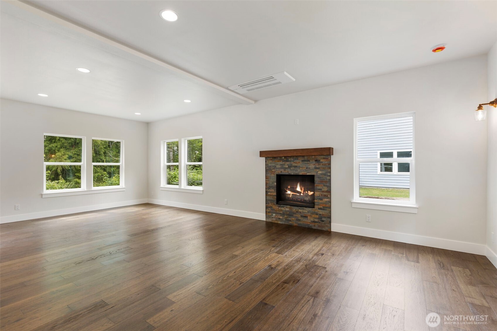36651 Tamarack Drive Property Photo 6