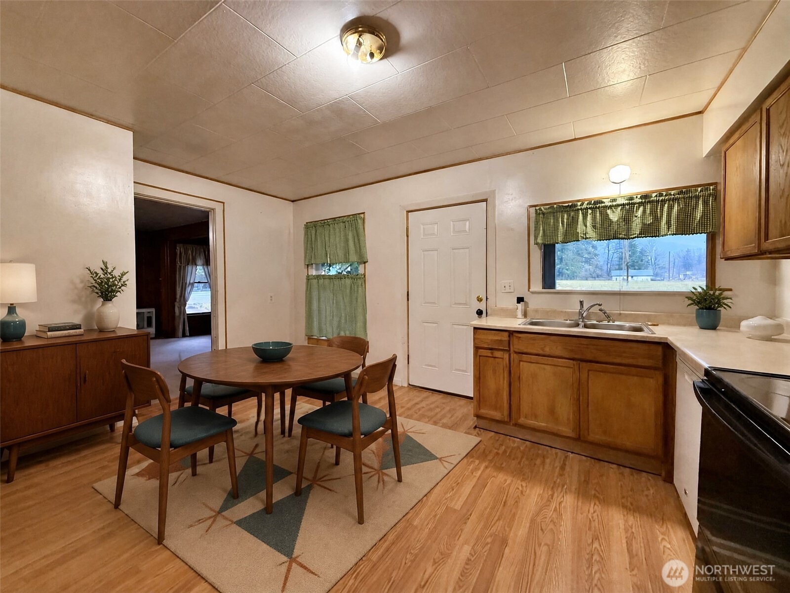 137 Glenoma Road Property Photo 8