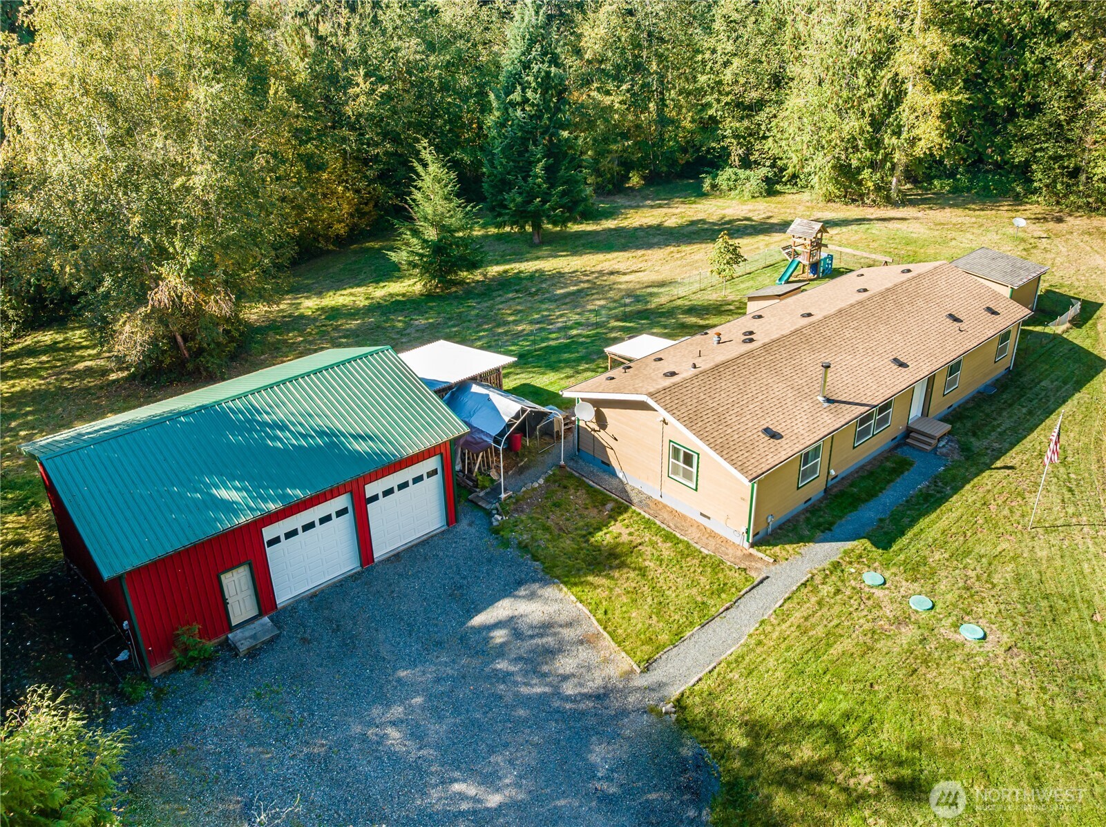 10811 138th Street Property Photo 3