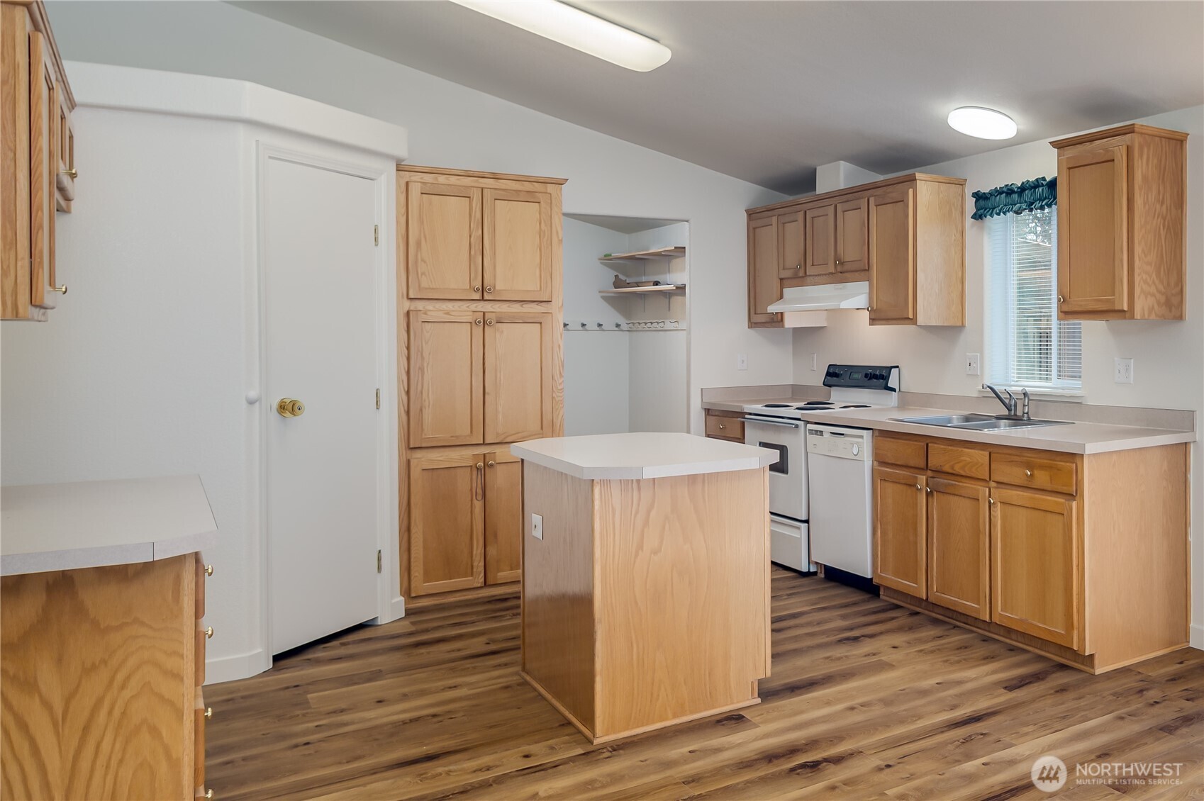 10811 138th Street Property Photo 16