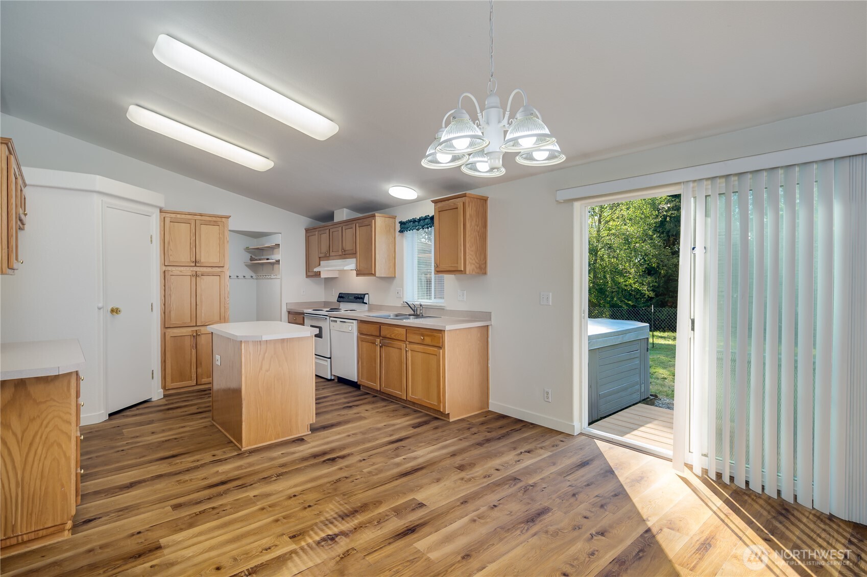 10811 138th Street Property Photo 17