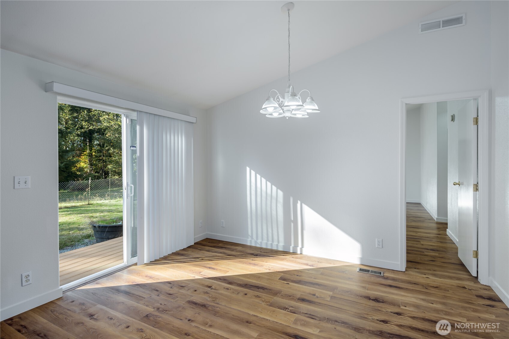 10811 138th Street Property Photo 19