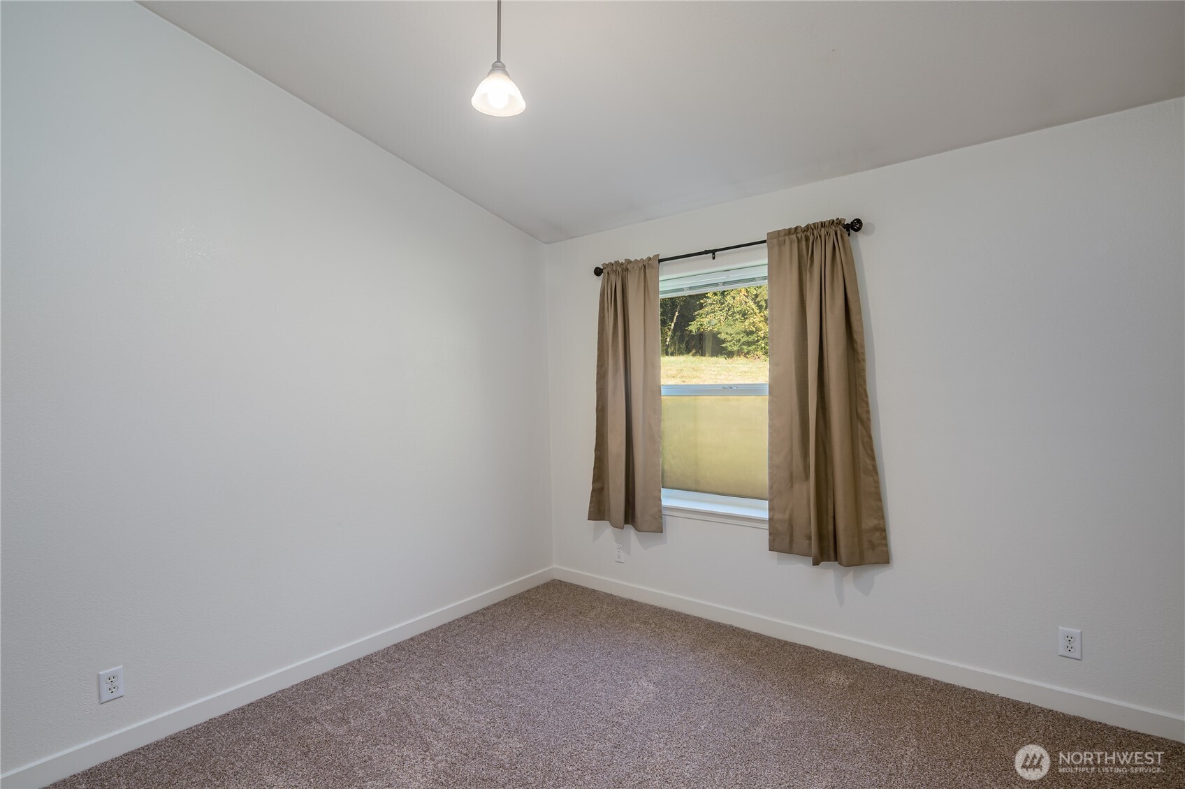 10811 138th Street Property Photo 32