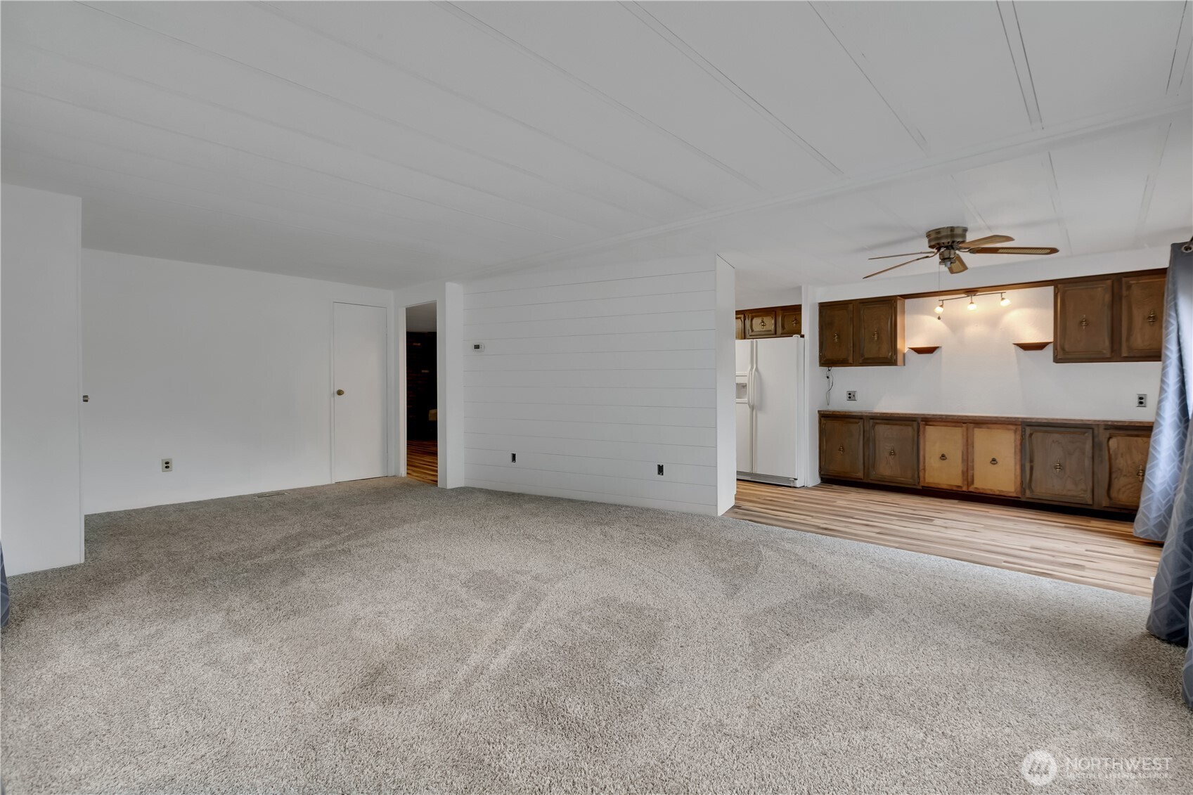 5814 79th Street Ct 69 Property Photo 4
