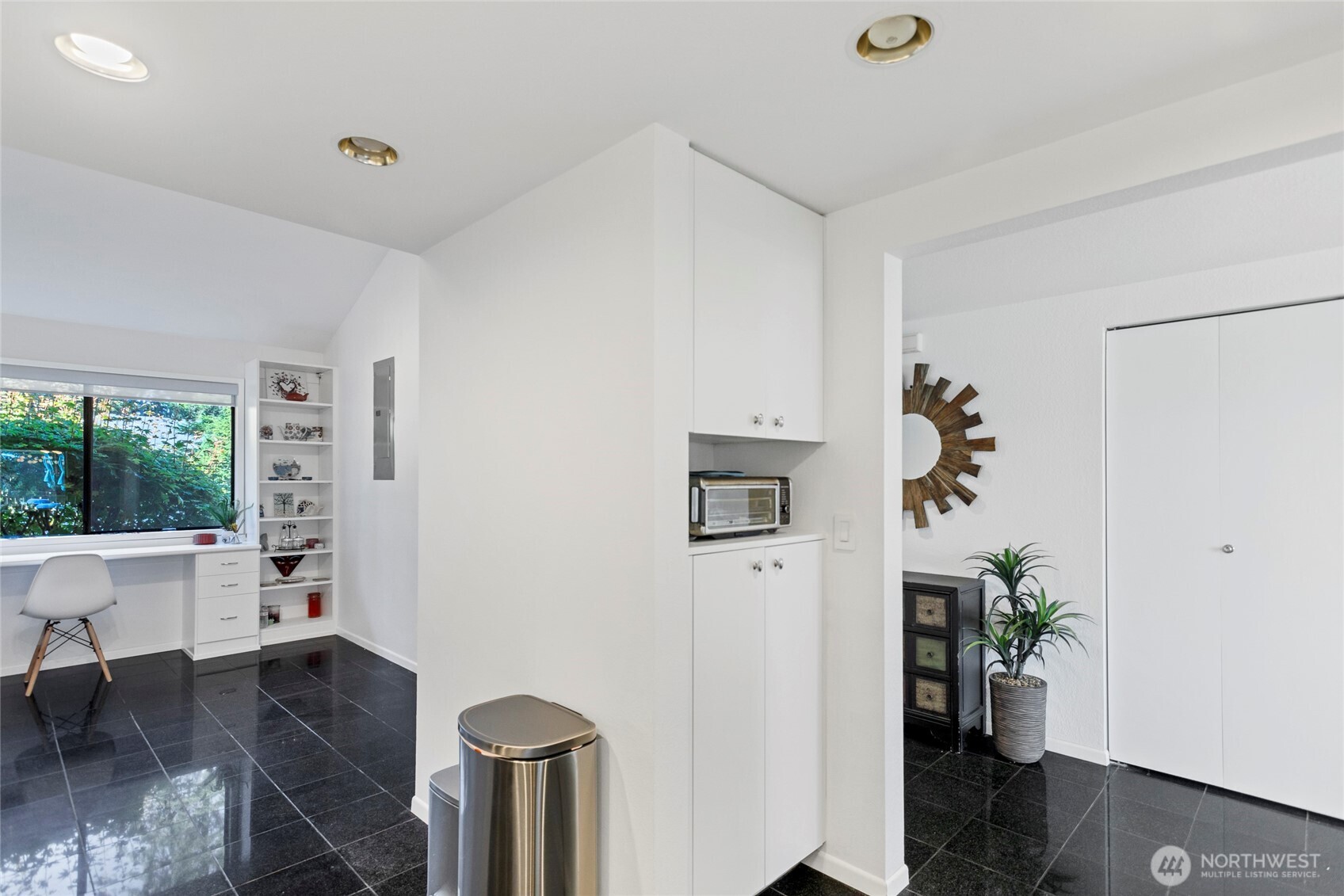 2023 Narrows View Circle B213 Property Photo 10