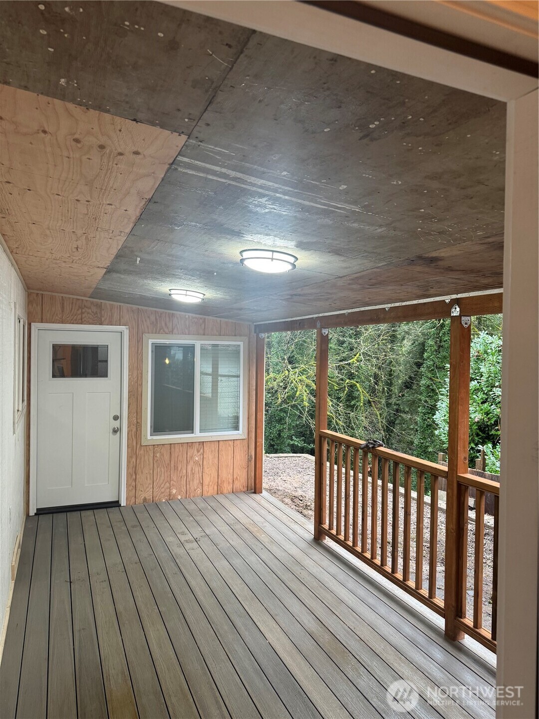 1833 Eastside Street Property Photo 11