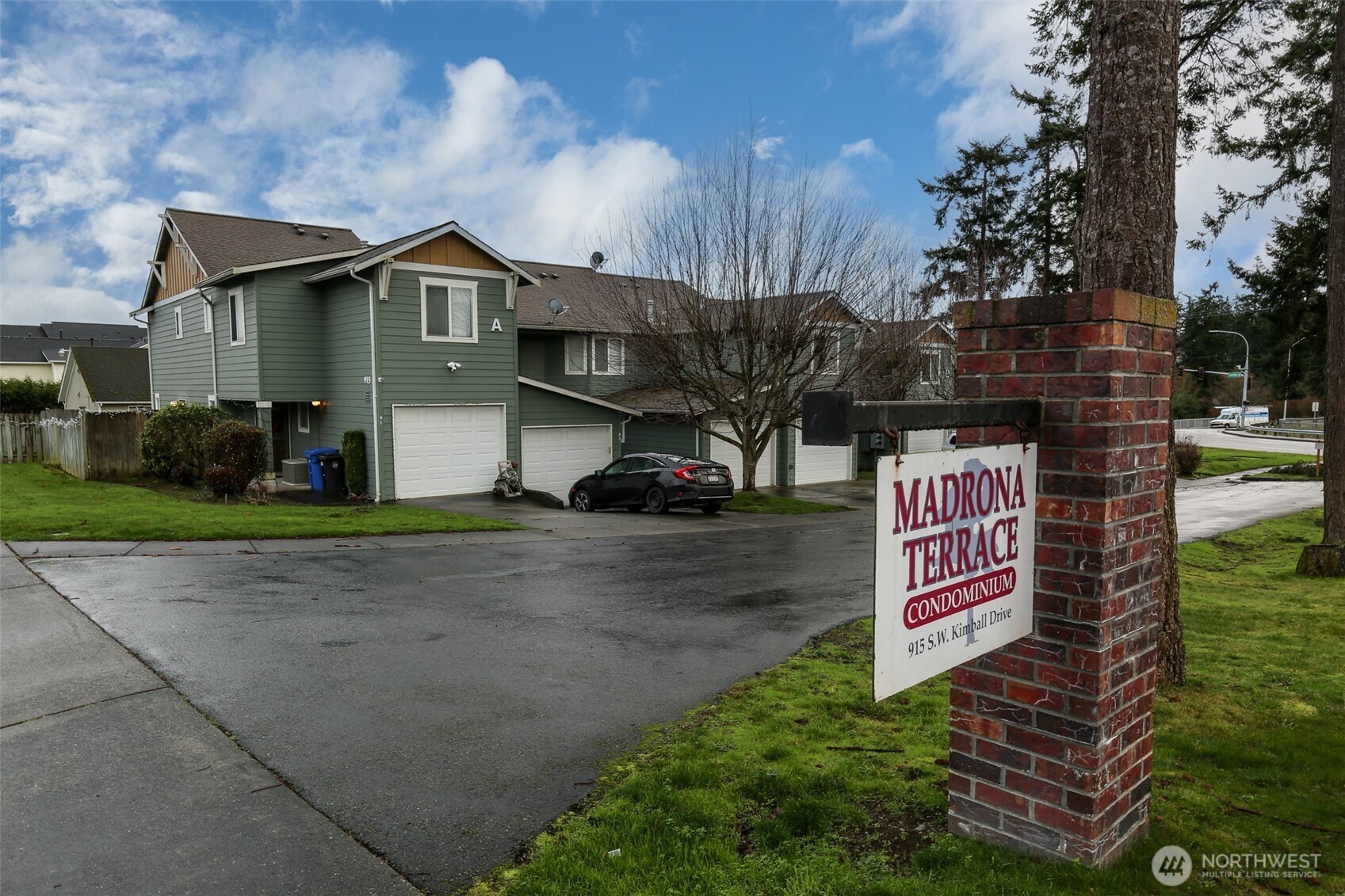 915 Sw Kimball Drive B3 Property Photo 1