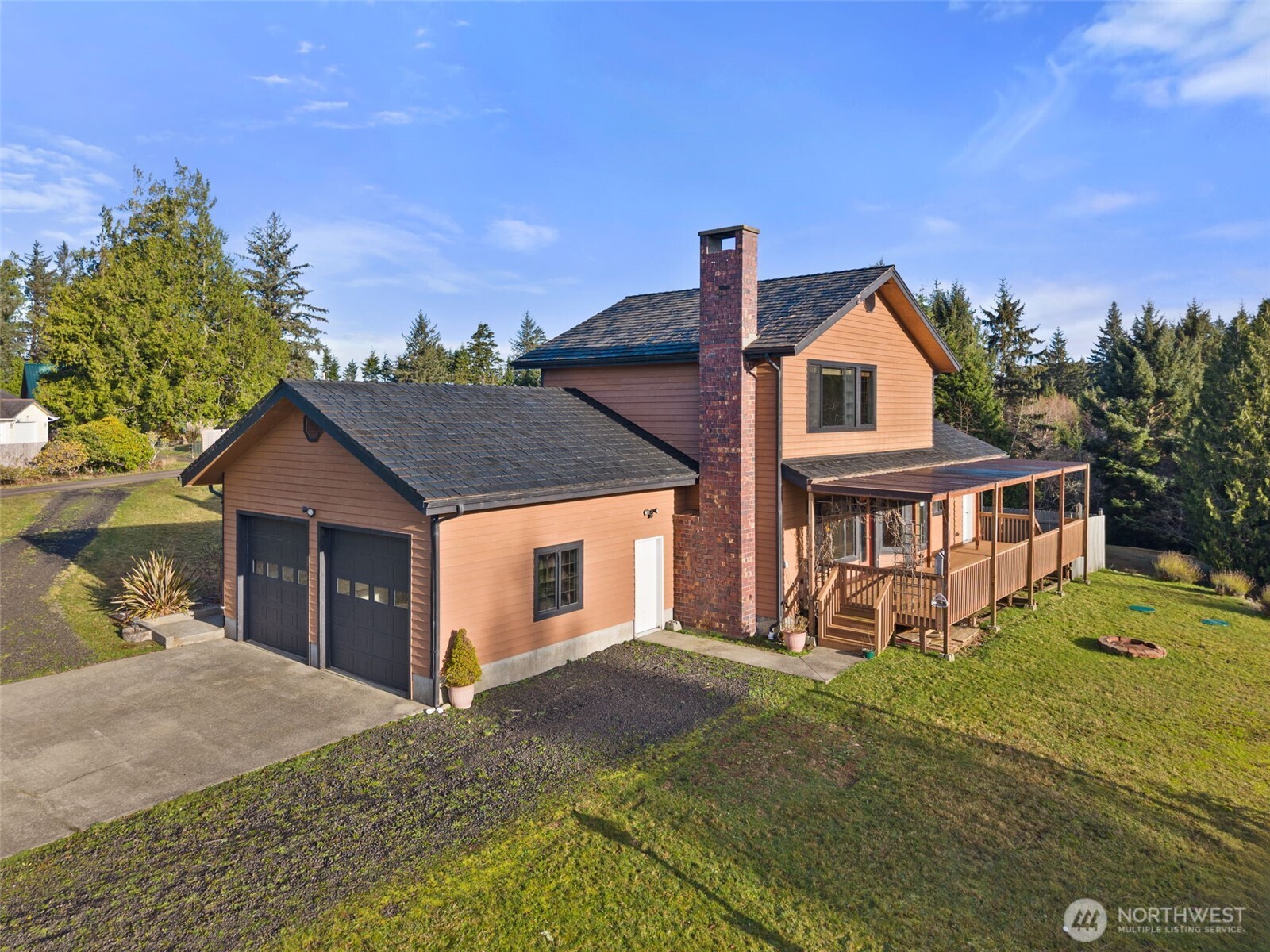 15 Spruce Lane Property Photo 2