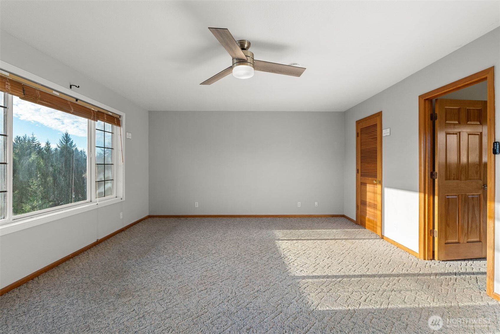 15 Spruce Lane Property Photo 18