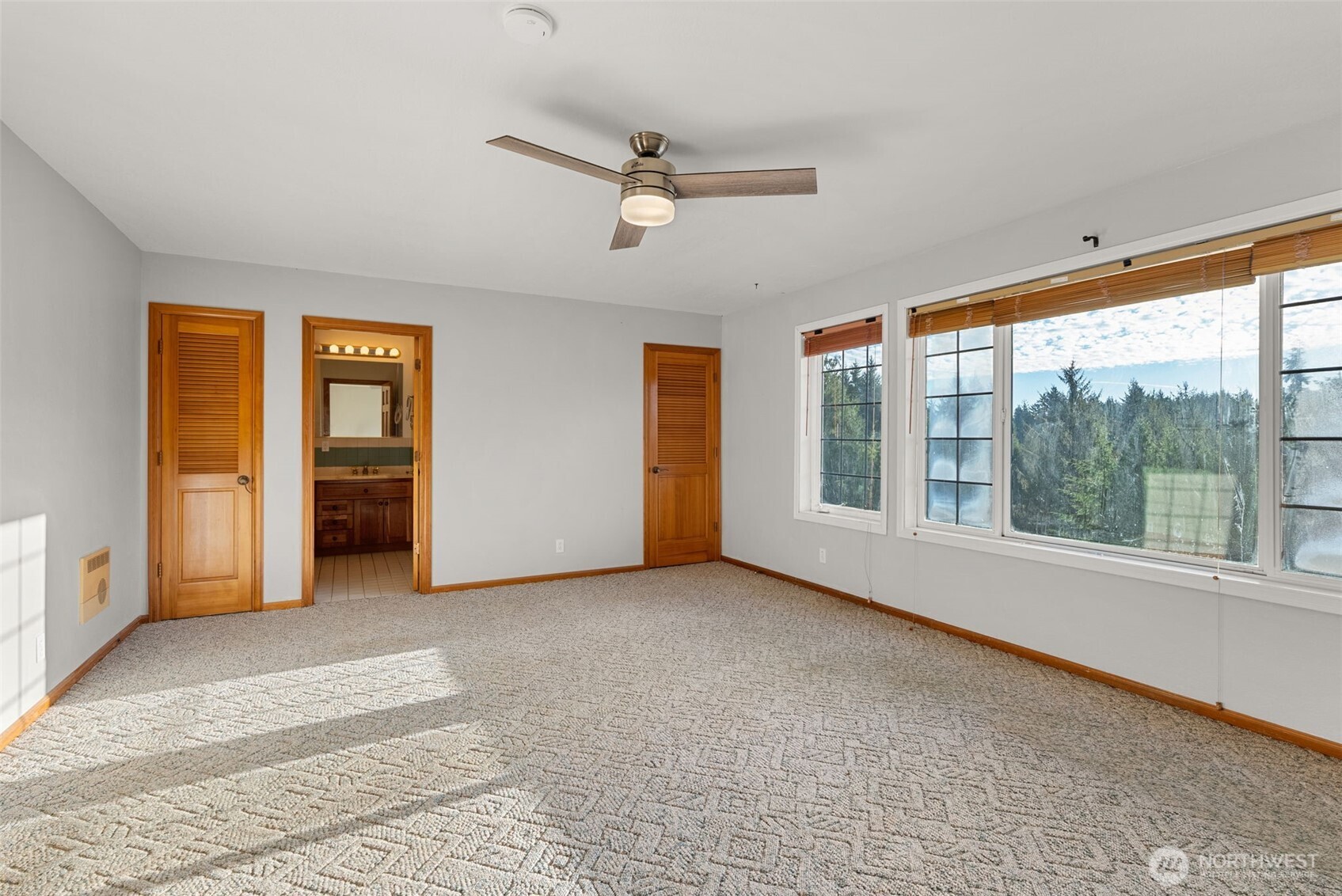 15 Spruce Lane Property Photo 19