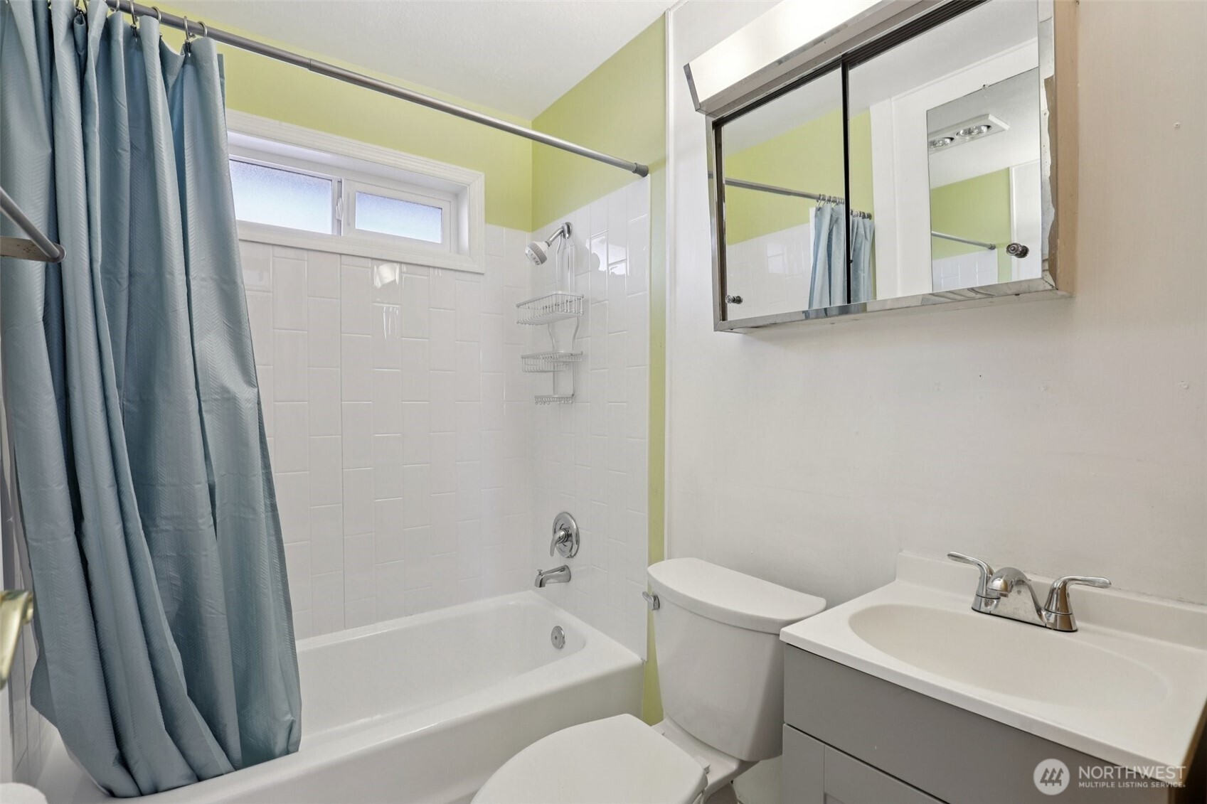 1311 E 32nd Property Photo 22