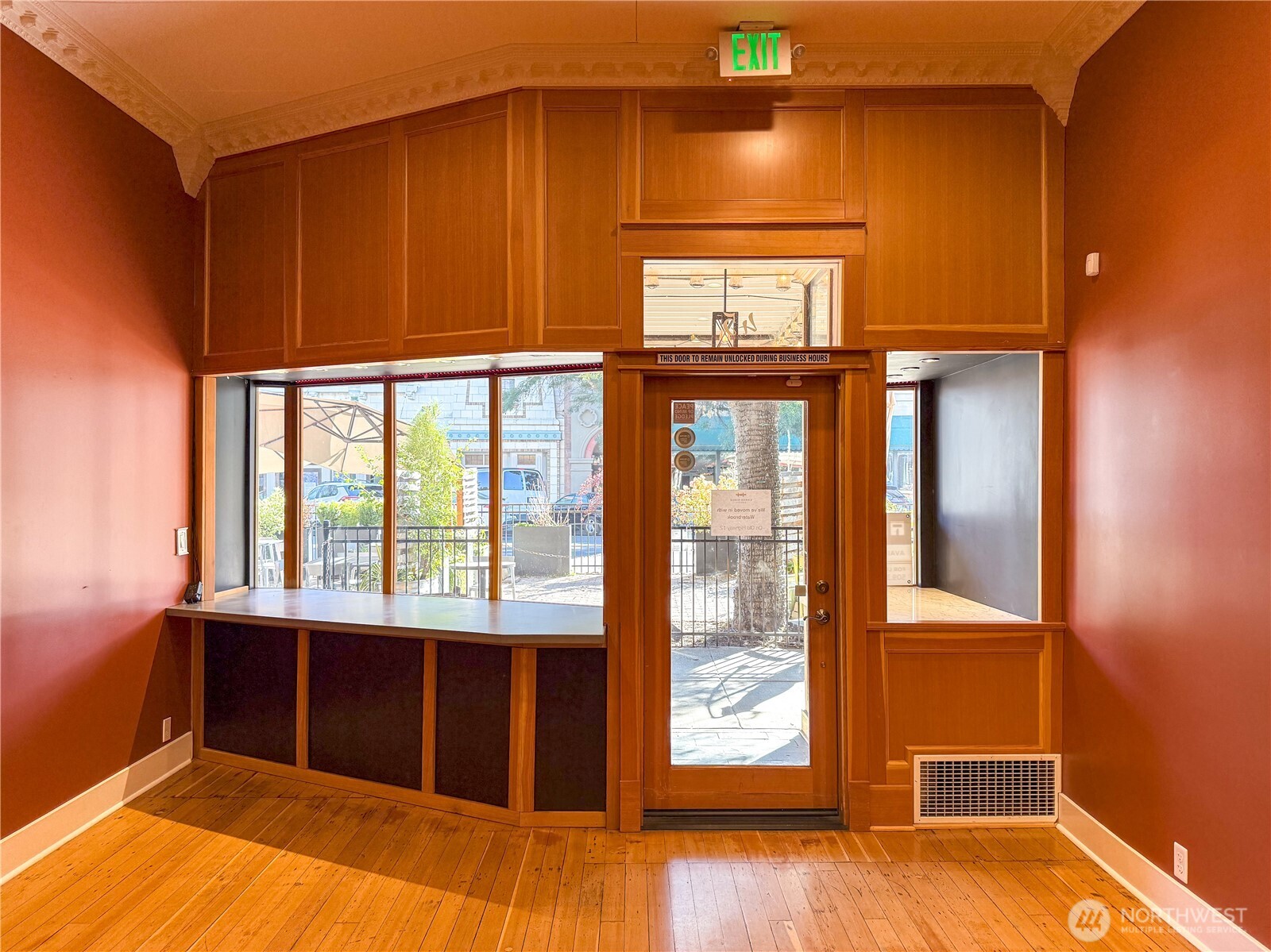 45 E Main Street Property Photo 5