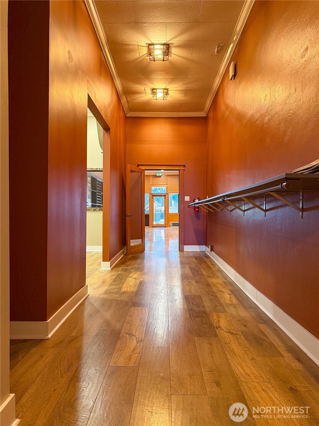 45 E Main Street Property Photo 10