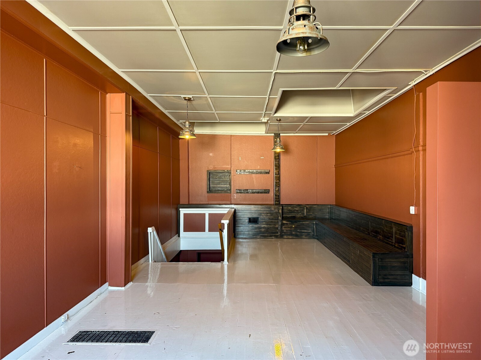 45 E Main Street Property Photo 12