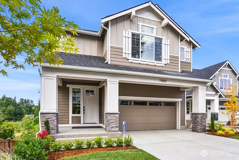 19507 81st Place 3 Property Photo 1