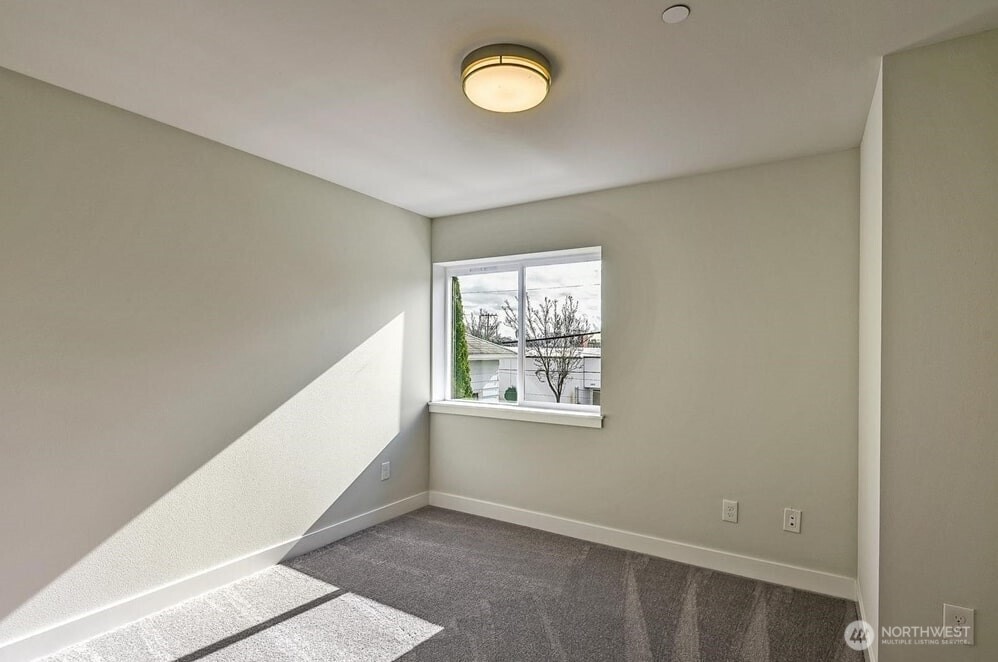 1919 24th Avenue X Property Photo 14