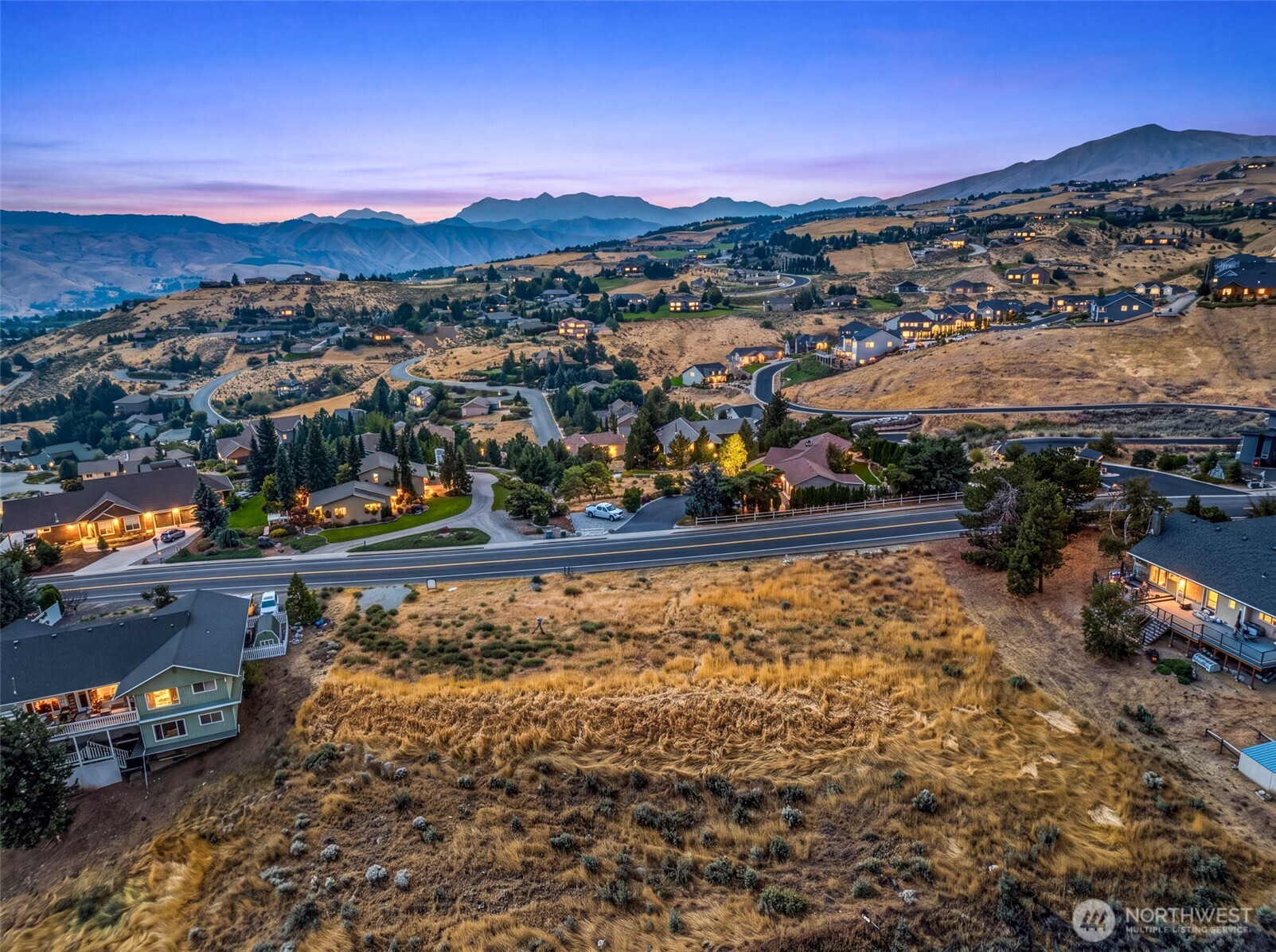 3979 Burch Mountain Road Property Photo 4