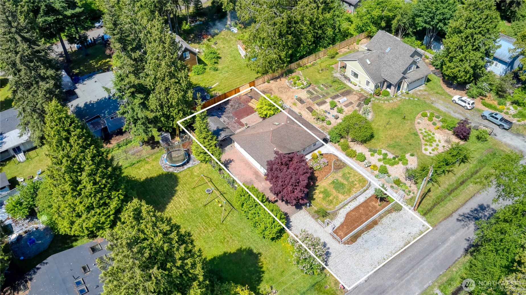 245 Shady Glen Avenue Property Photo 37