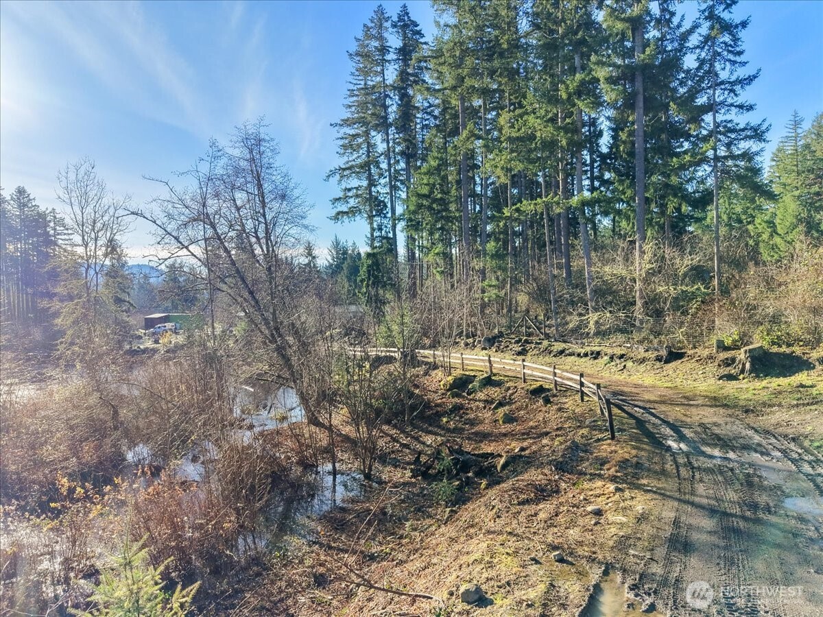 41524 Meridian E Property Photo 9