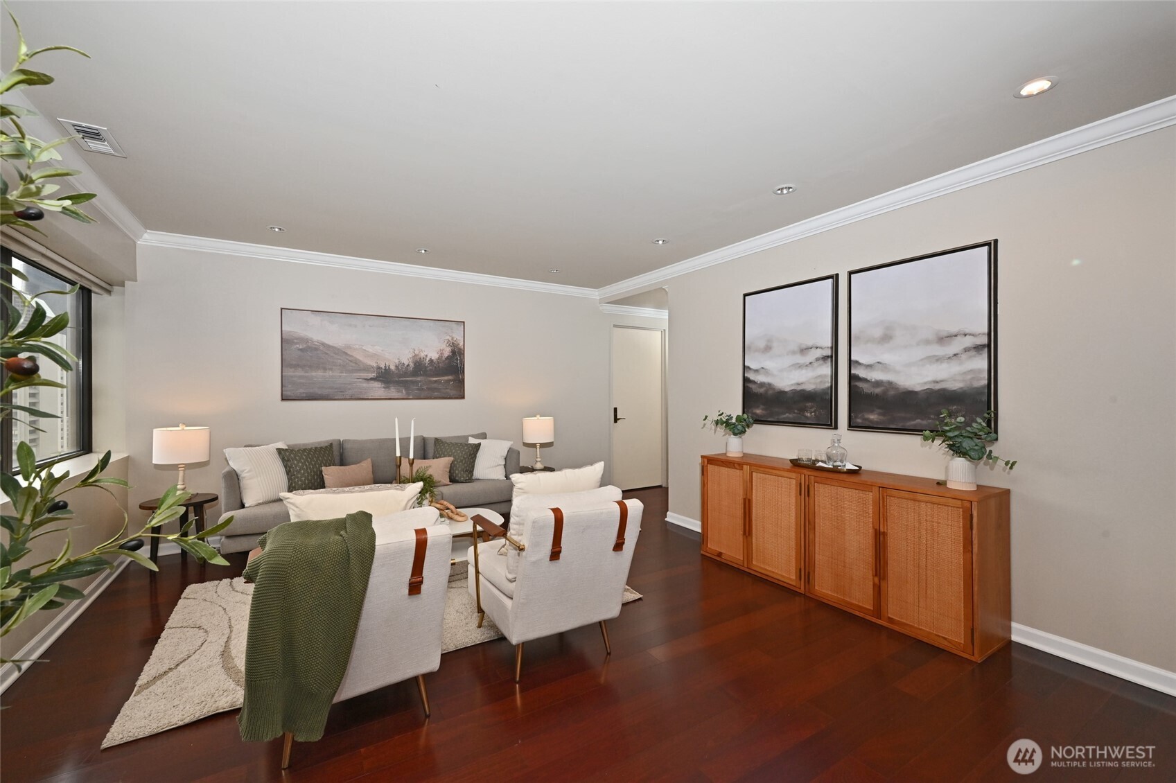 1301 Spring Street 16c Property Photo 3