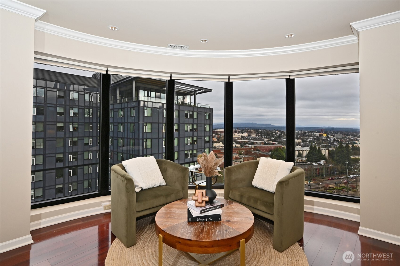 1301 Spring Street 16c Property Photo 4