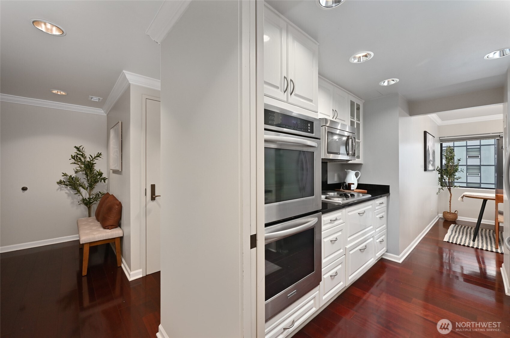 1301 Spring Street 16c Property Photo 11
