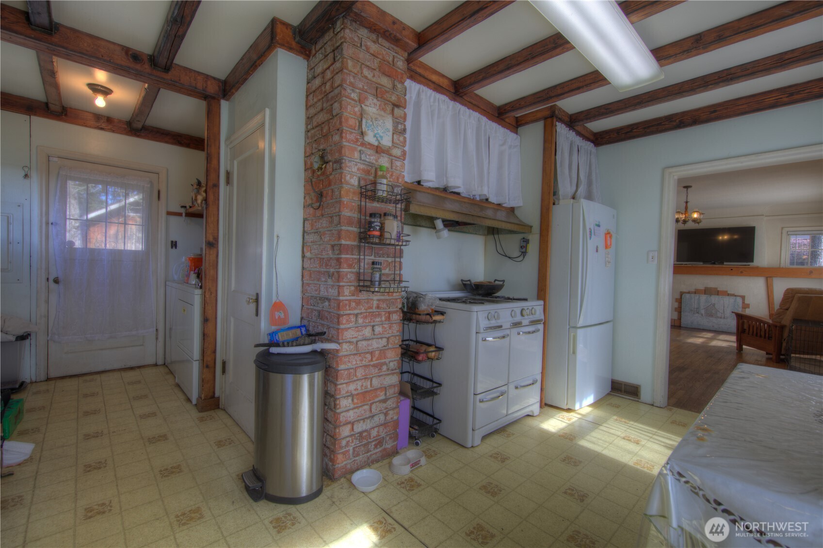 8409 Washington Boulevard Property Photo 10