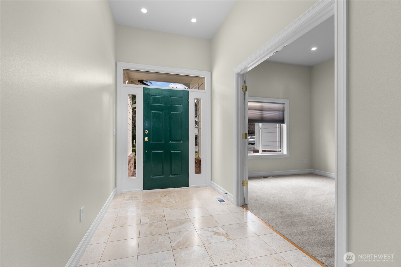 13796 Seaview Way Property Photo 5