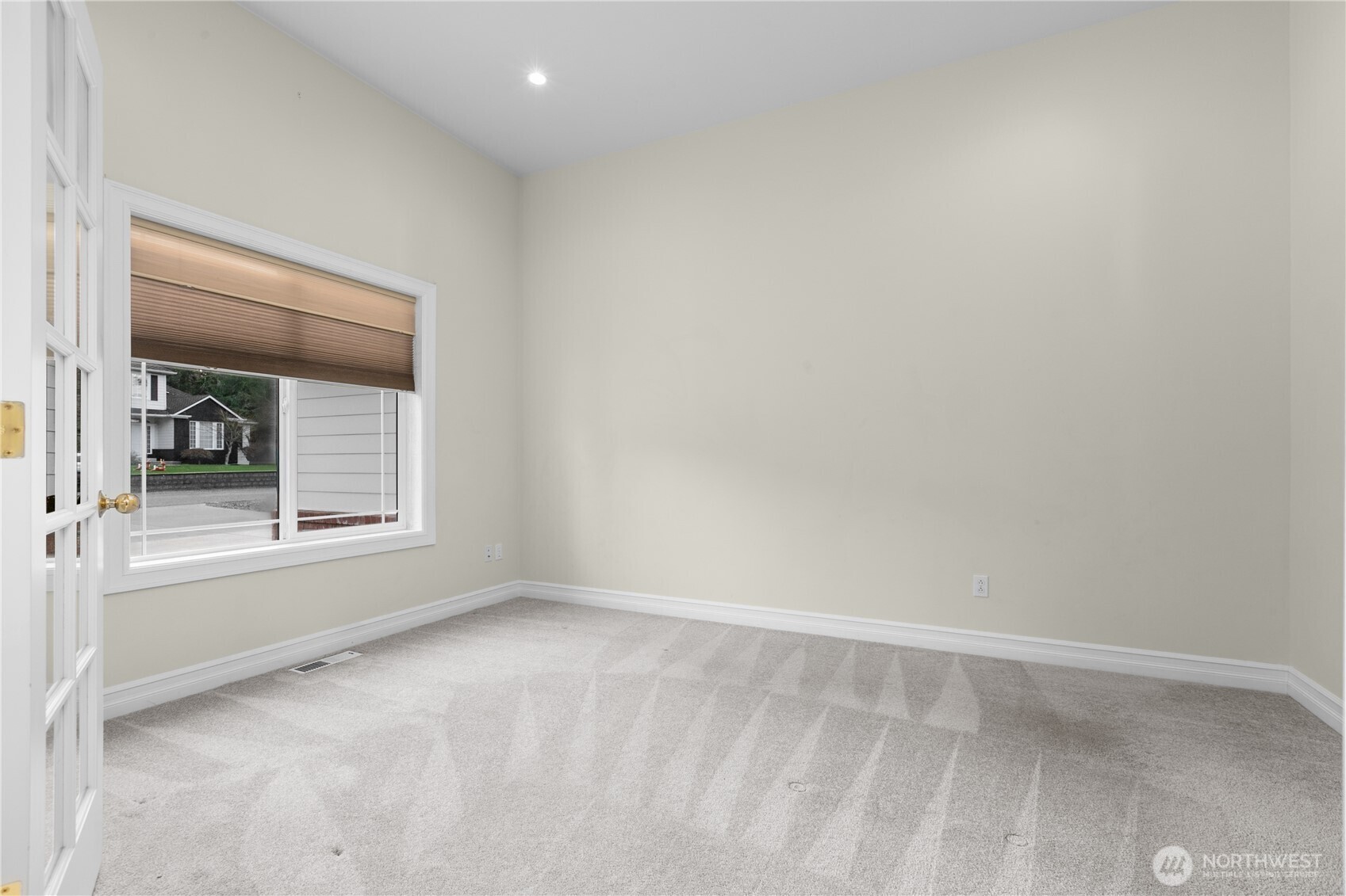 13796 Seaview Way Property Photo 6