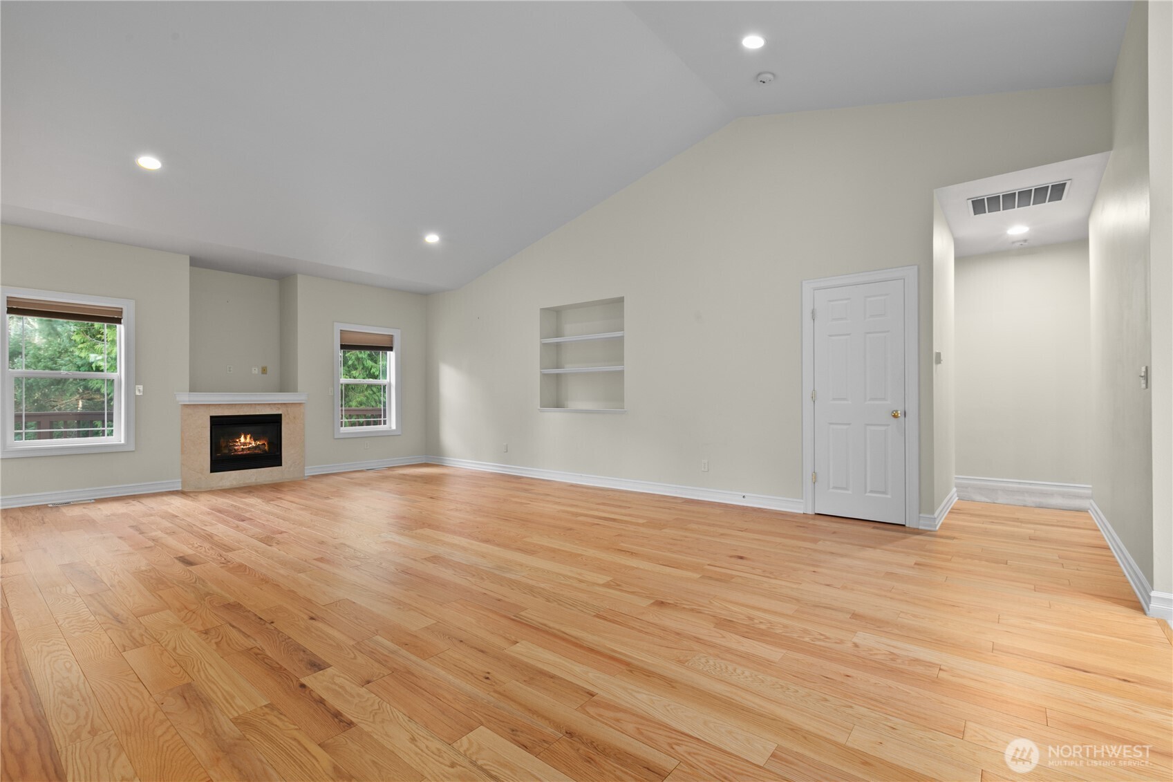13796 Seaview Way Property Photo 8