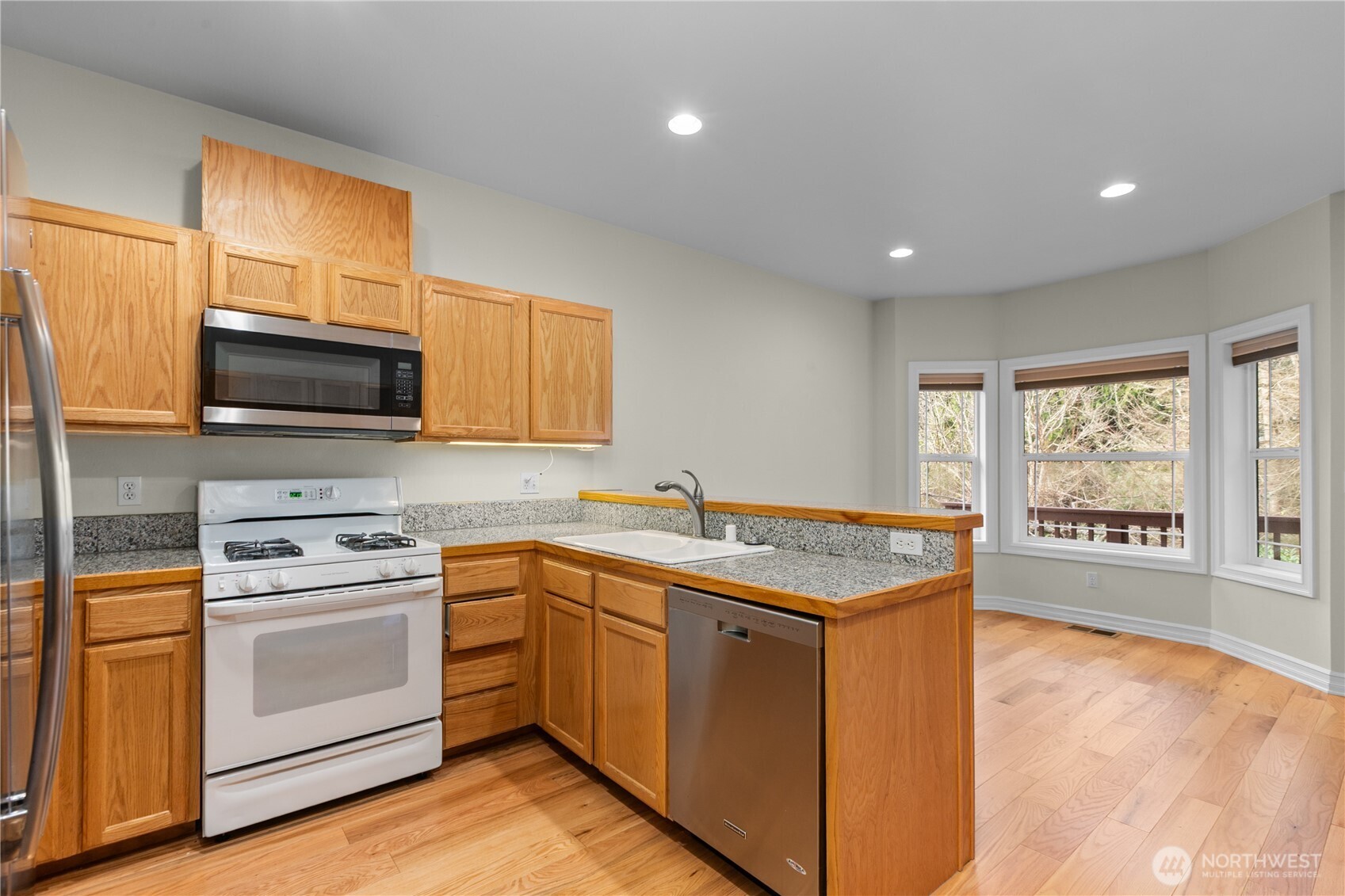 13796 Seaview Way Property Photo 13