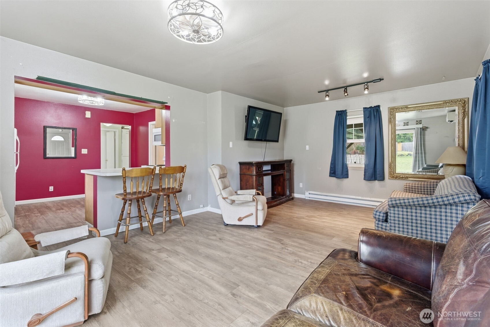 403 Queen Avenue Property Photo 4