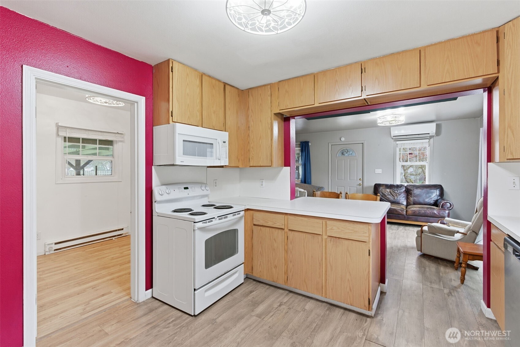 403 Queen Avenue Property Photo 9