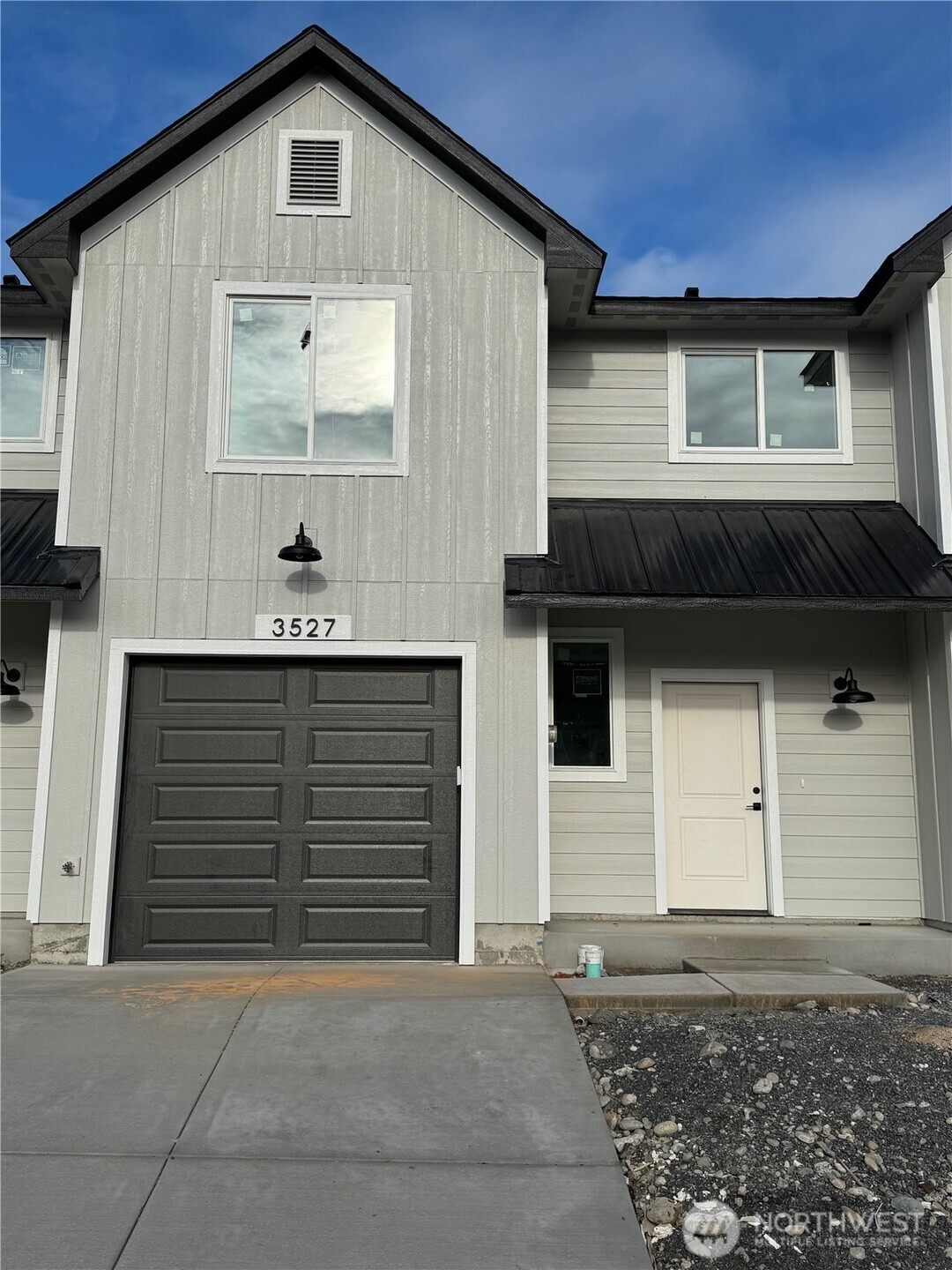 3527 W 6th Place Property Photo 1