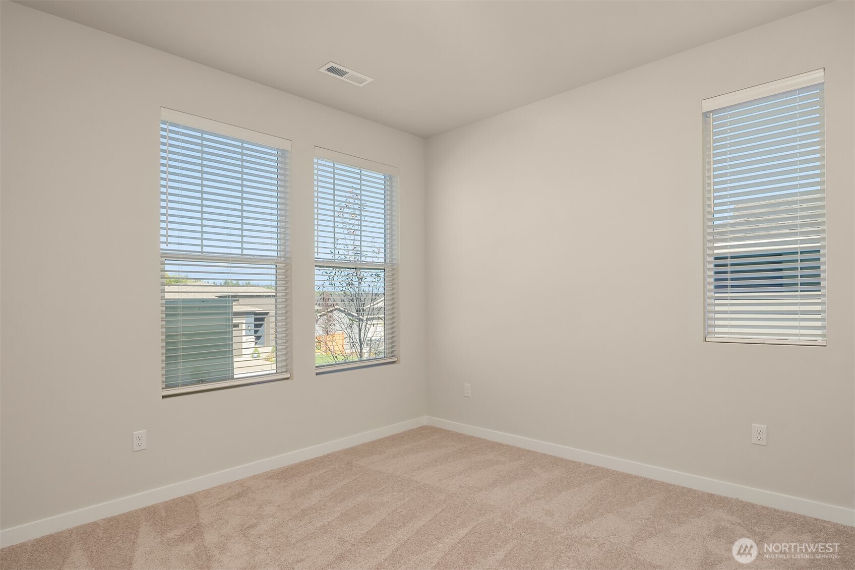 23430 Marinwood Circle 1712 Property Photo 4