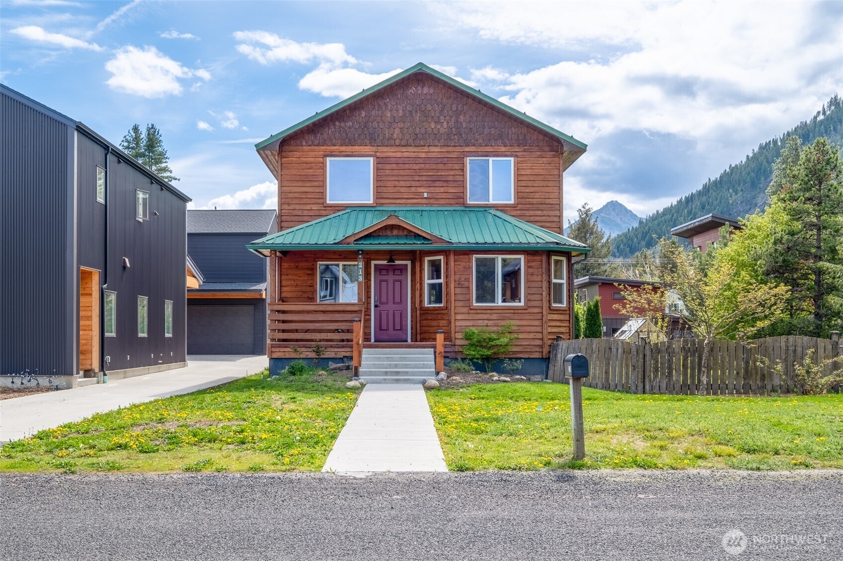 213 Park Property Photo 1