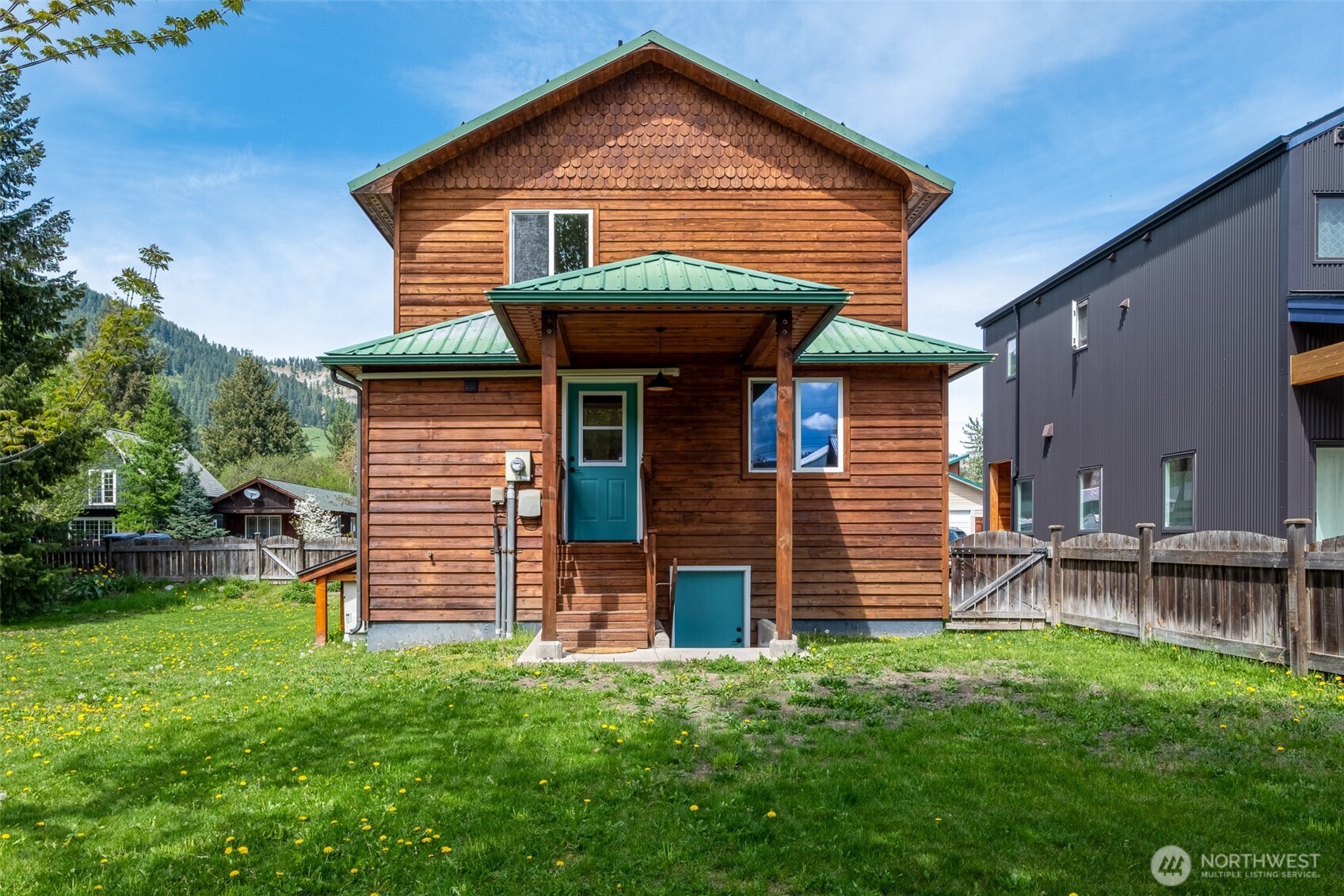 213 Park Property Photo 4