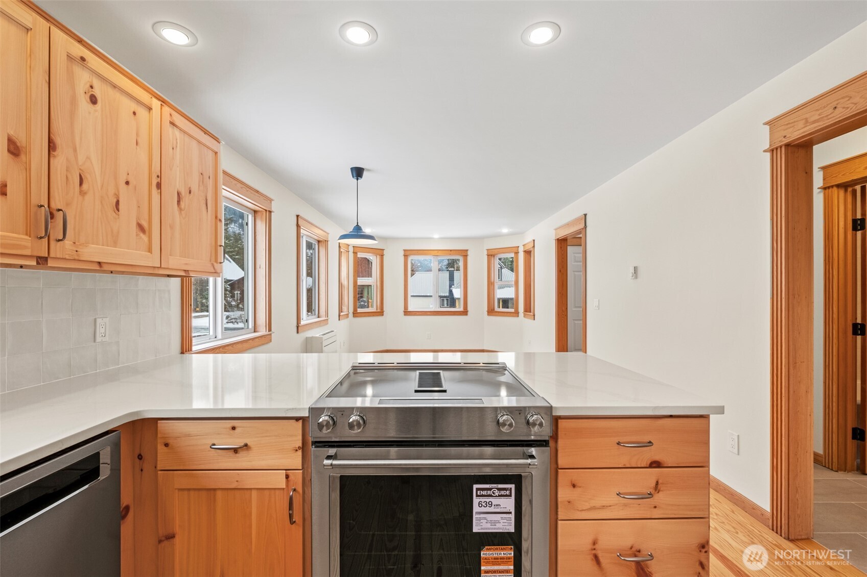 213 Park Property Photo 15