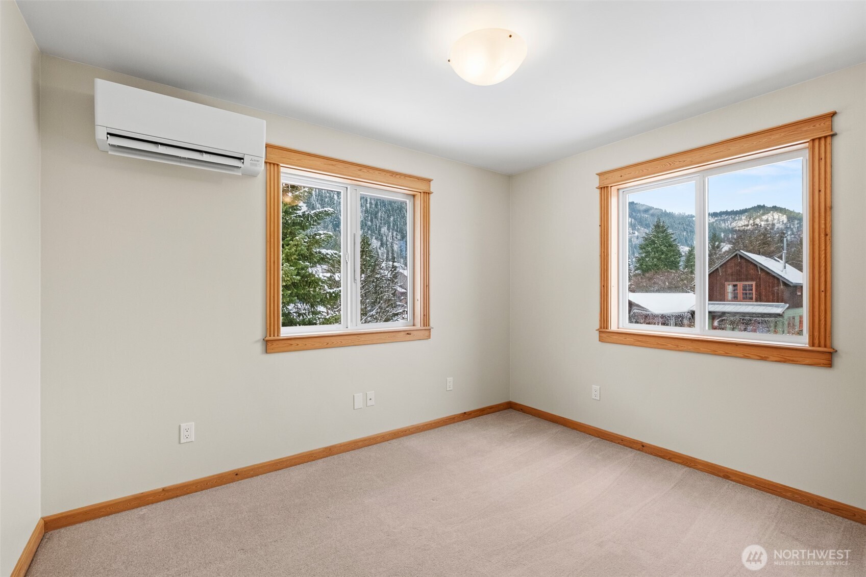 213 Park Property Photo 21