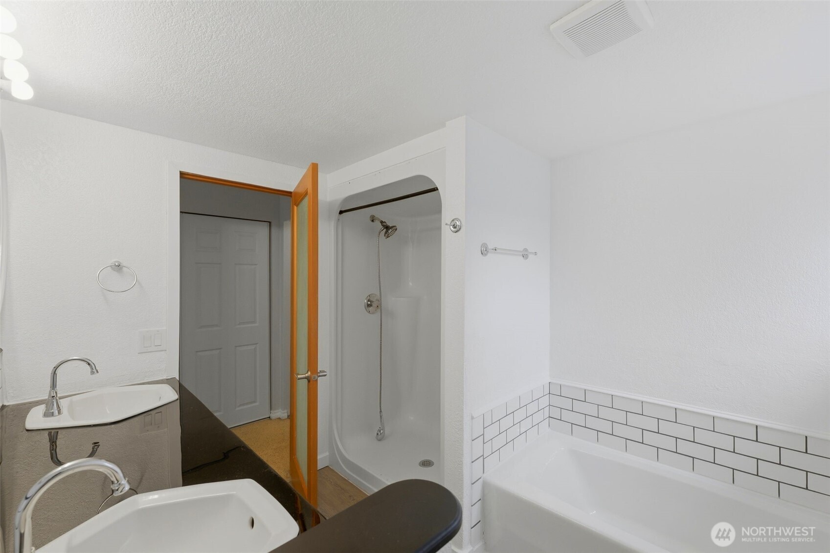200 N Schaufler Lane Property Photo 17