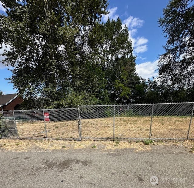 1 St & Myers Way Property Photo 2