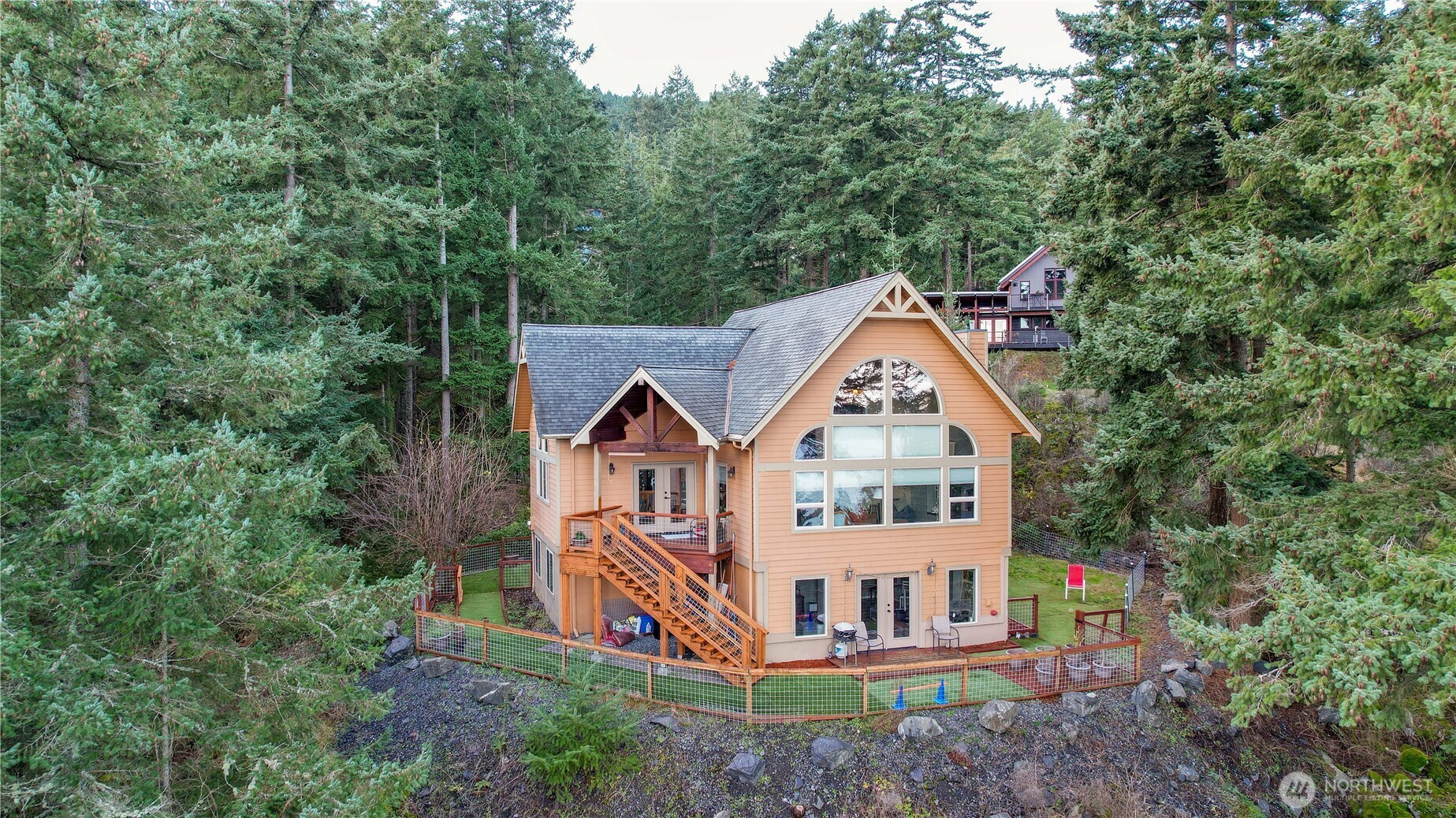 1103 Berry Way Property Photo 1