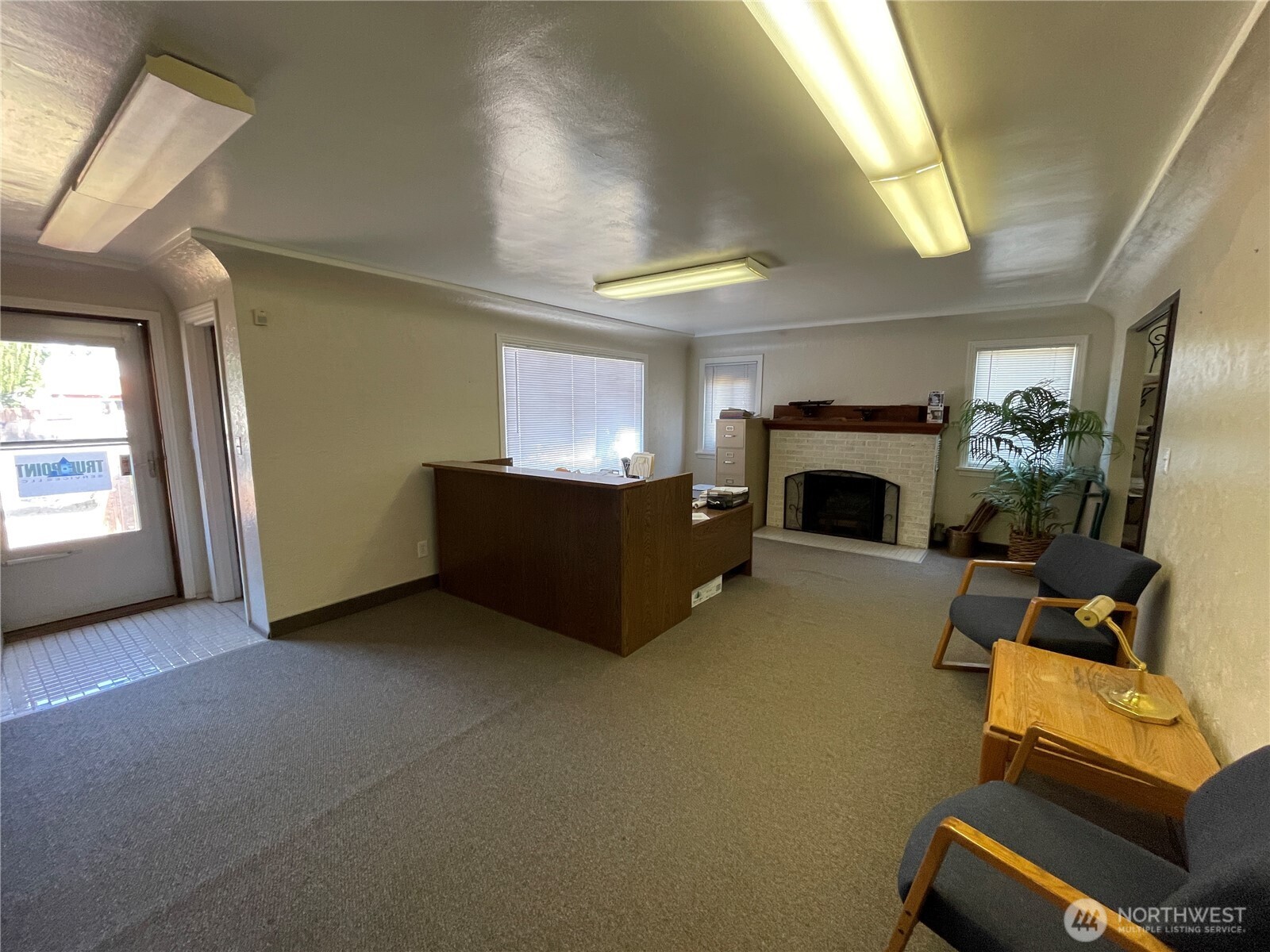 2606 E Main Property Photo 12
