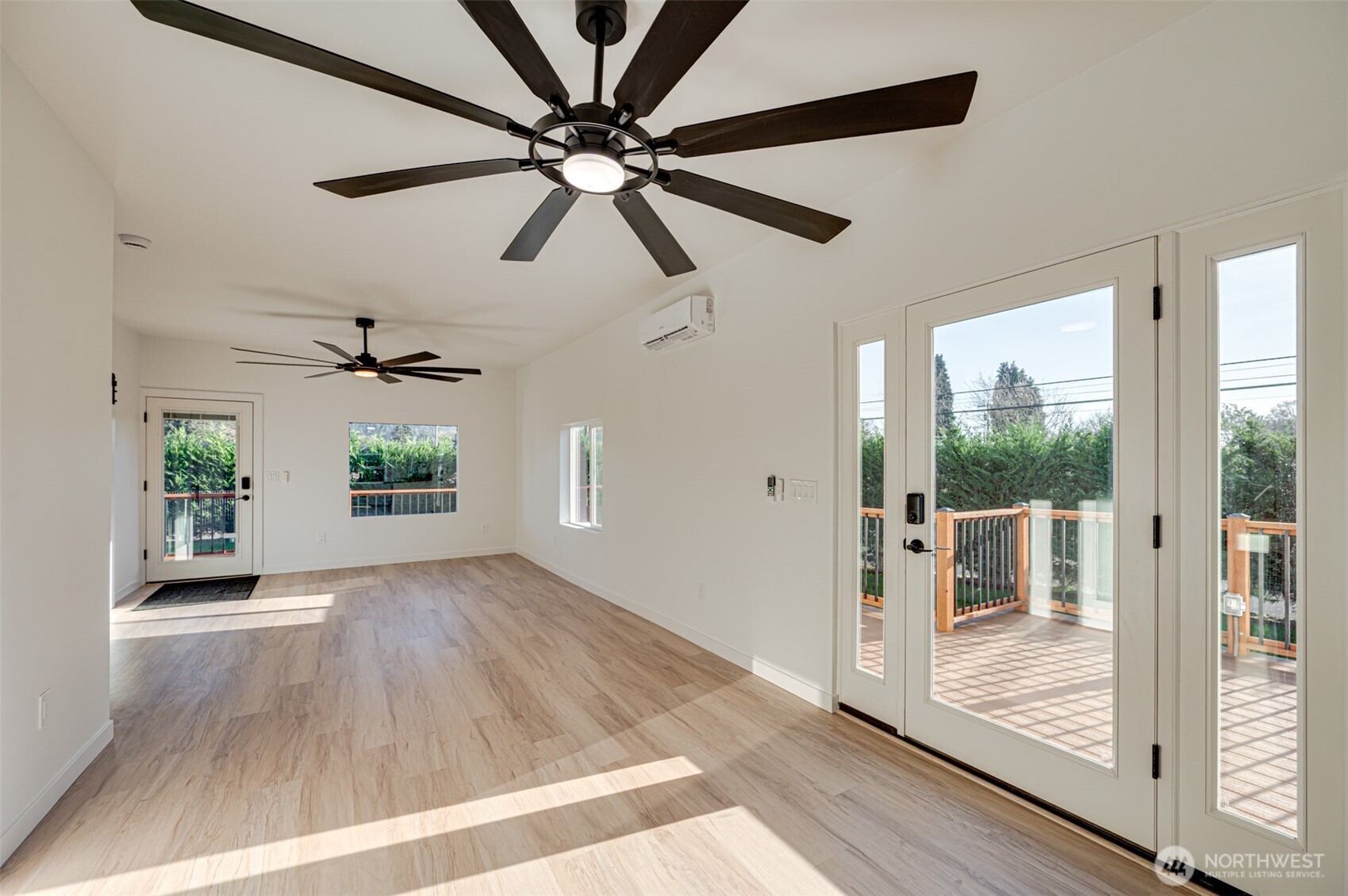 1107 Park Street Property Photo 7