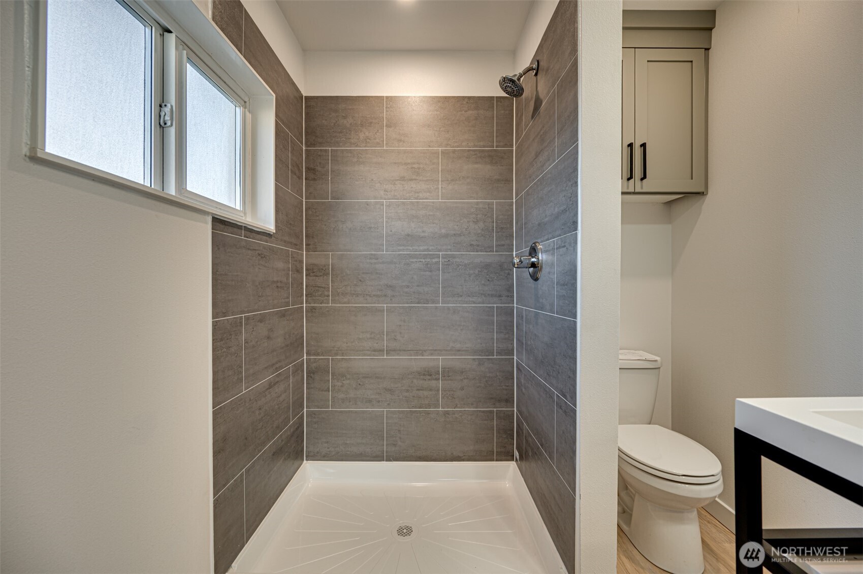 1107 Park Street Property Photo 11