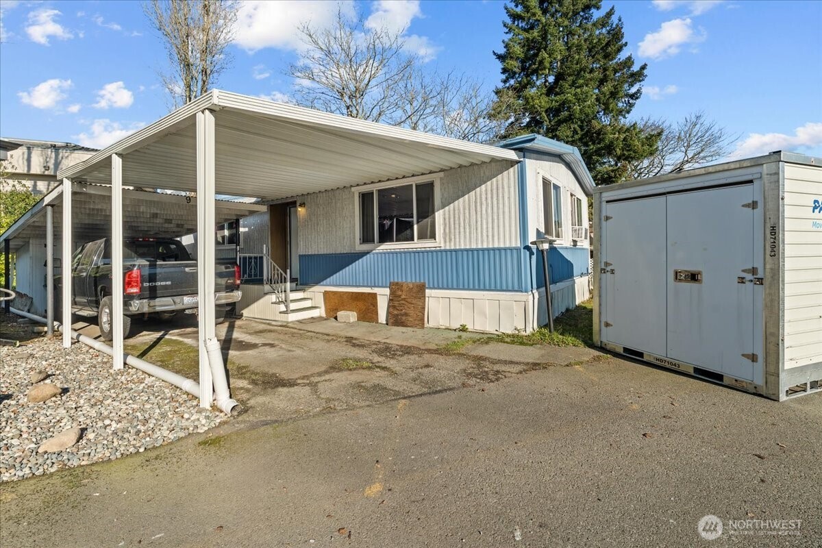 14322 Admiralty Way 9 Property Photo 2