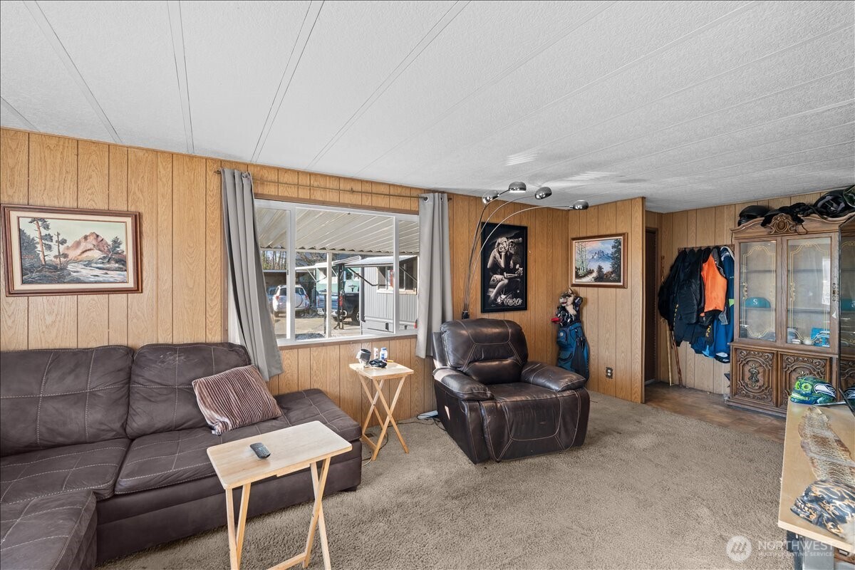 14322 Admiralty Way 9 Property Photo 7